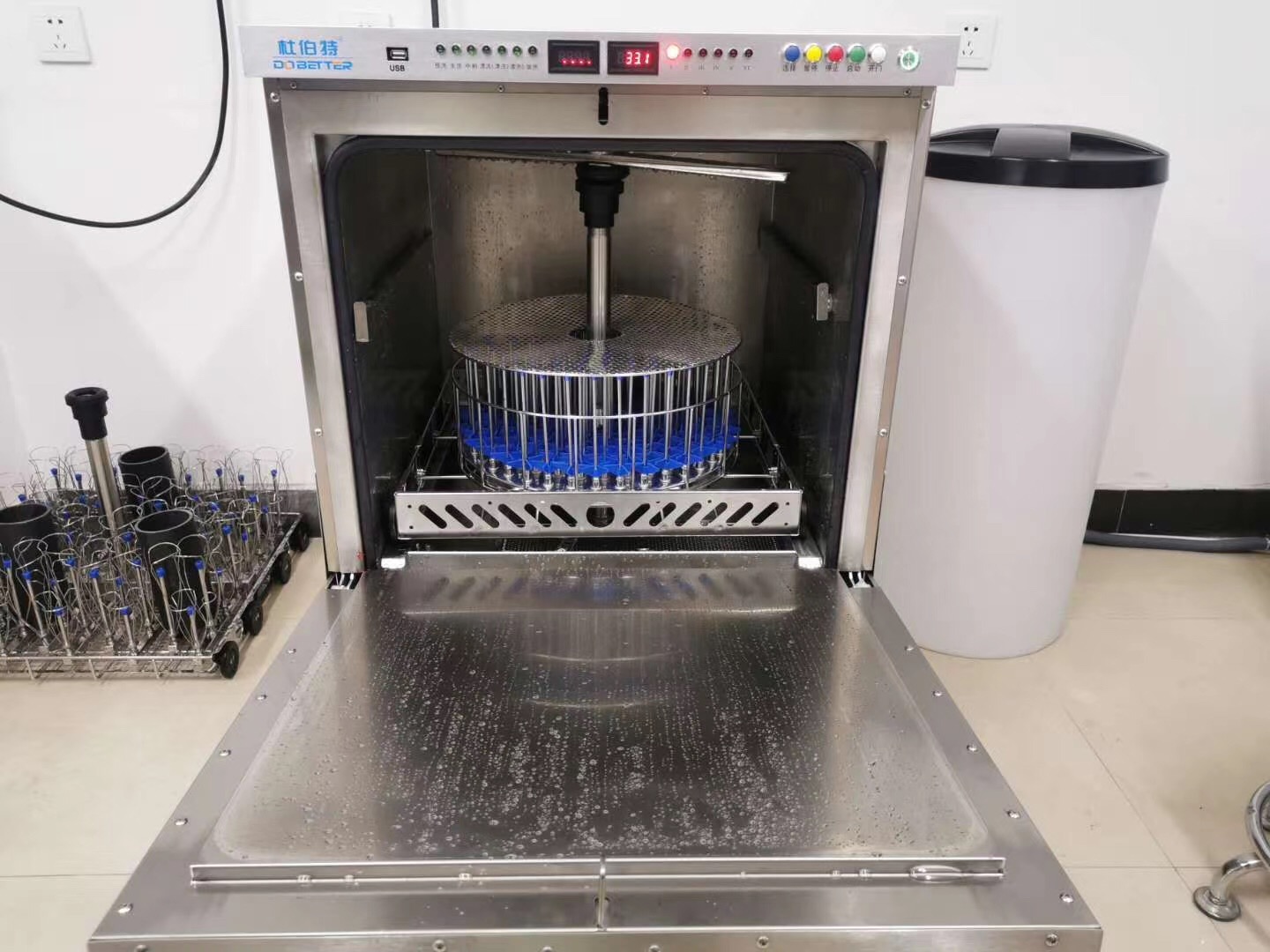 實(shí)驗(yàn)室瓶子臟又多？杜伯特全自動(dòng)洗瓶機(jī)為您的器皿清洗保駕護(hù)航