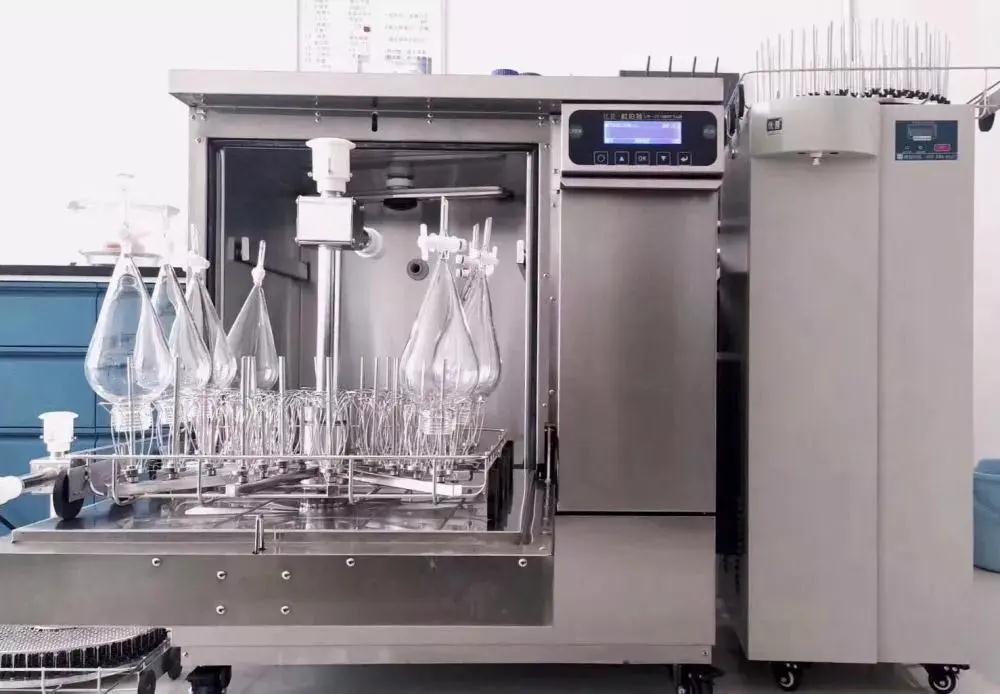 天冷還刷什么瓶子？都用洗瓶機(jī)！